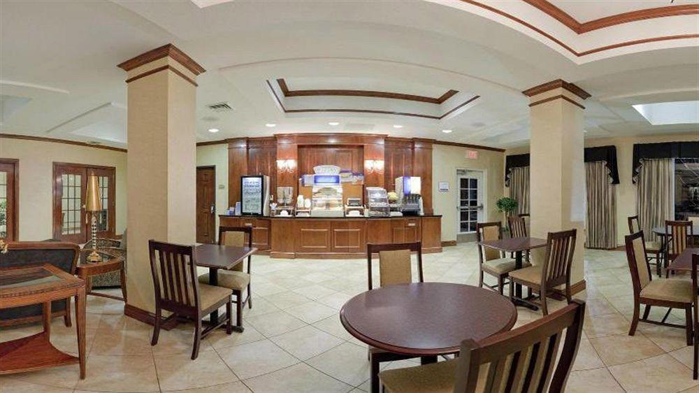 Holiday Inn Express Hotel & Suites Farmington, An Ihg Hotel Εξωτερικό φωτογραφία