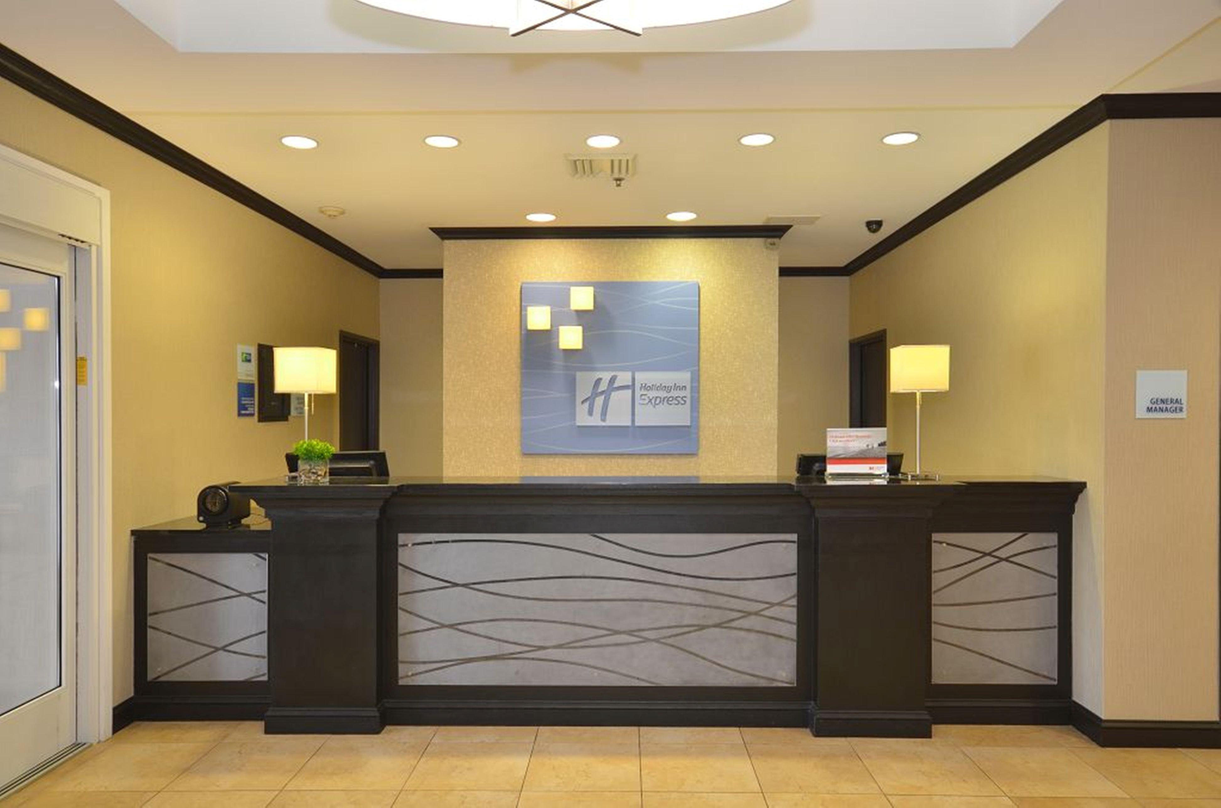 Holiday Inn Express Hotel & Suites Farmington, An Ihg Hotel Εξωτερικό φωτογραφία