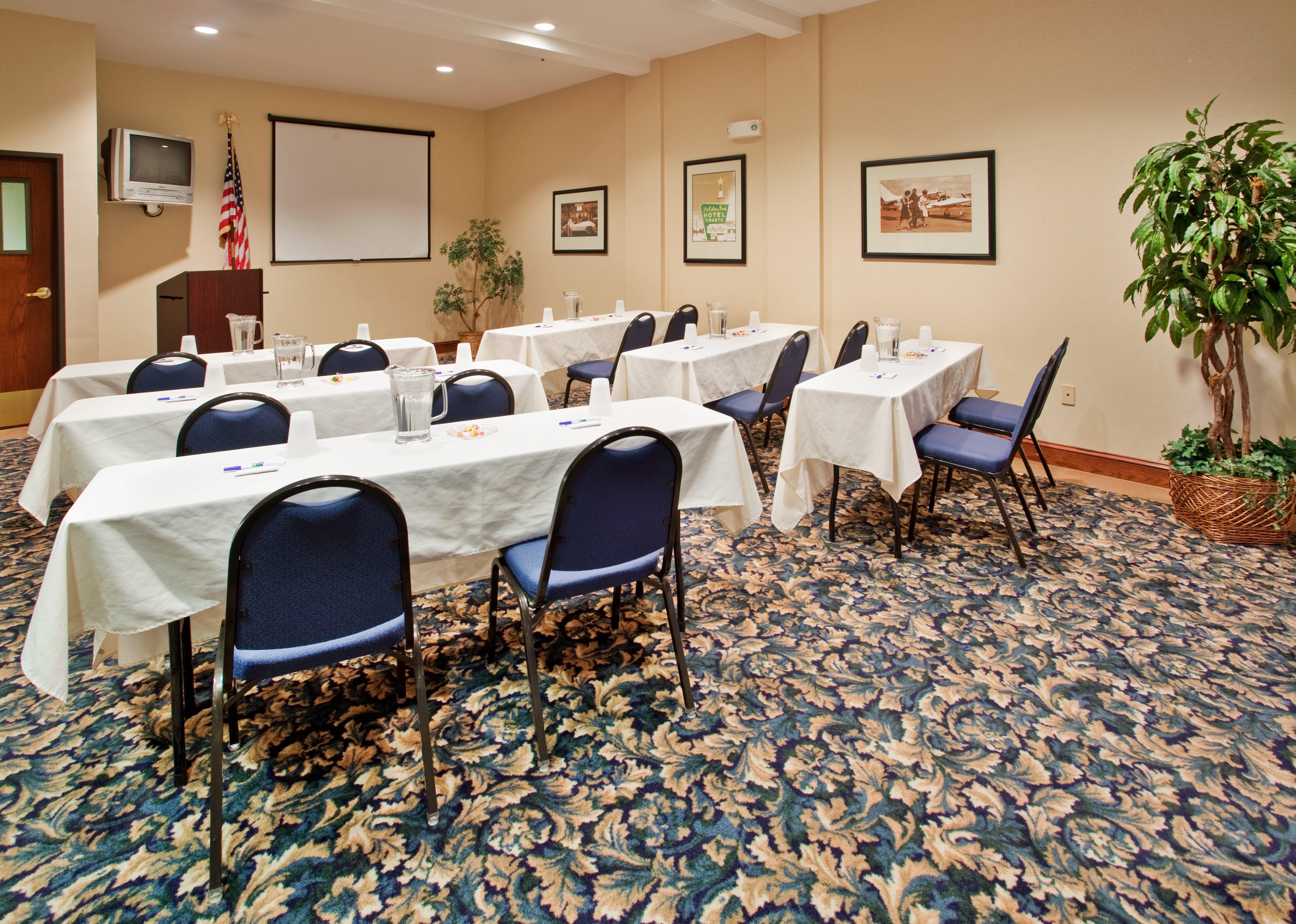 Holiday Inn Express Hotel & Suites Farmington, An Ihg Hotel Εξωτερικό φωτογραφία