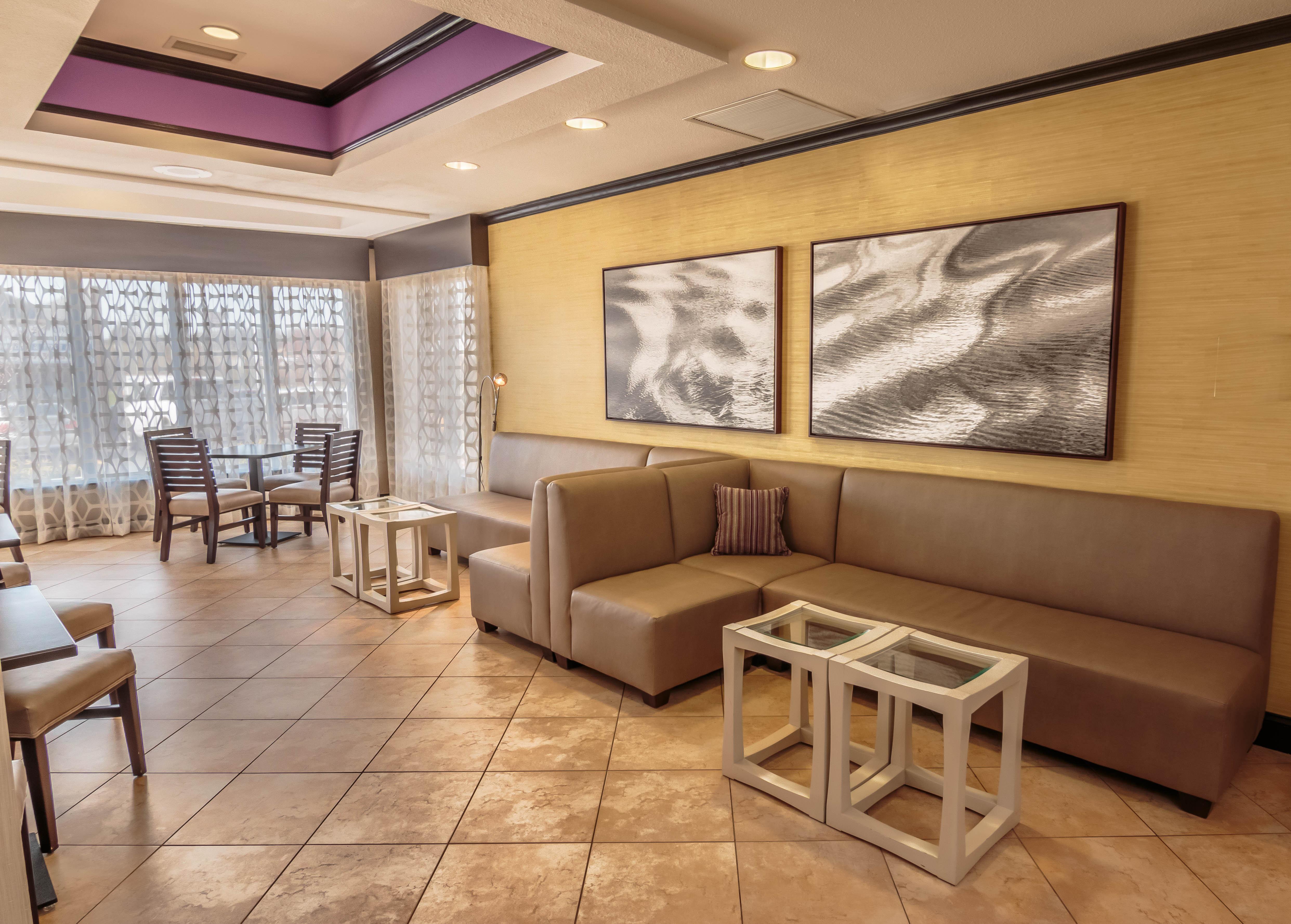 Holiday Inn Express Hotel & Suites Farmington, An Ihg Hotel Εξωτερικό φωτογραφία