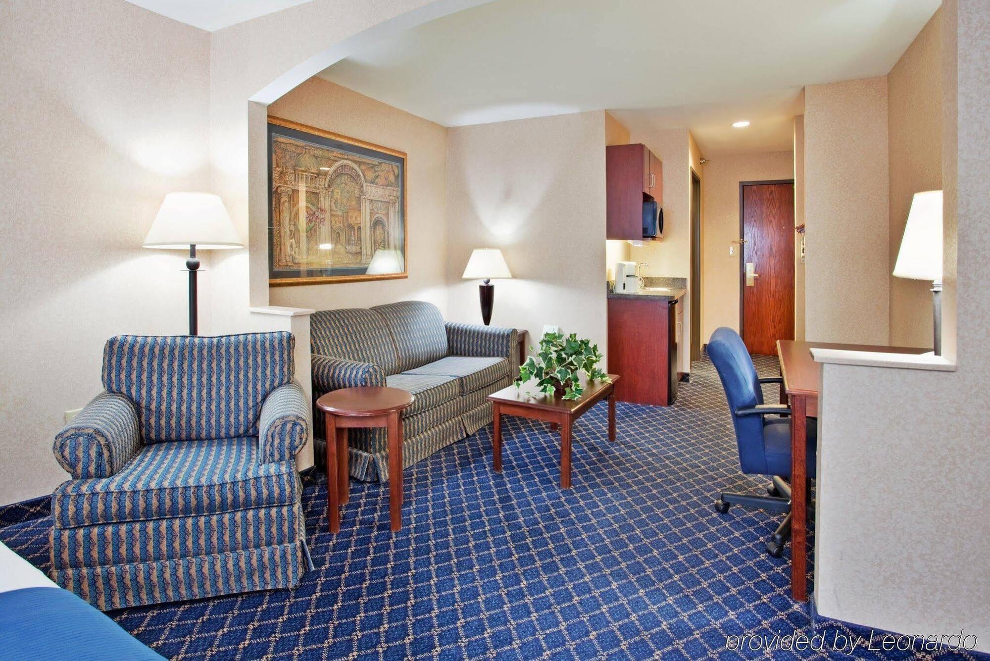 Holiday Inn Express Hotel & Suites Farmington, An Ihg Hotel Εξωτερικό φωτογραφία