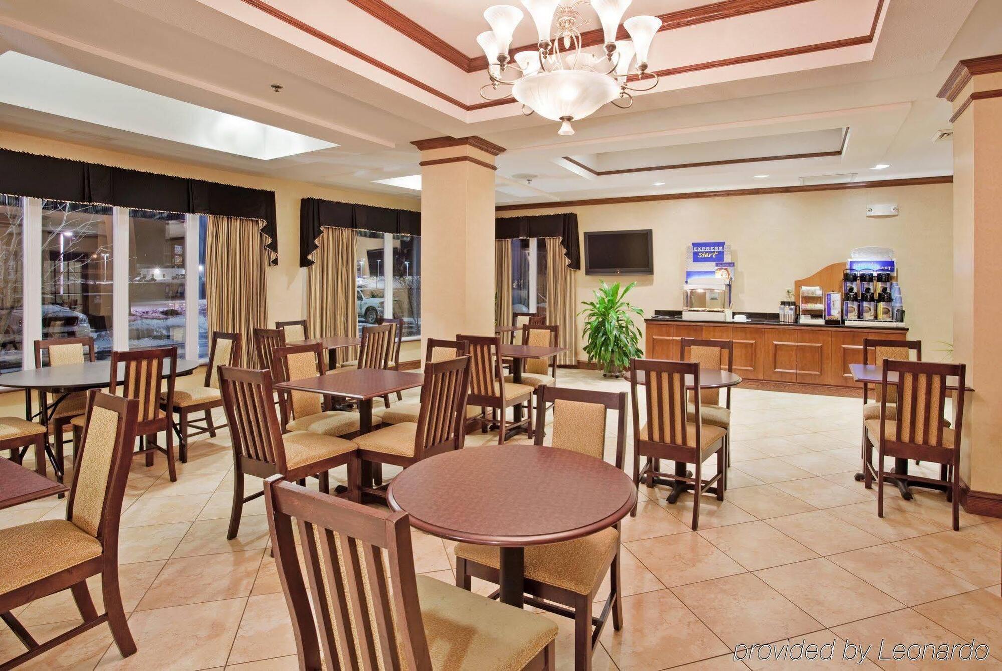 Holiday Inn Express Hotel & Suites Farmington, An Ihg Hotel Εξωτερικό φωτογραφία